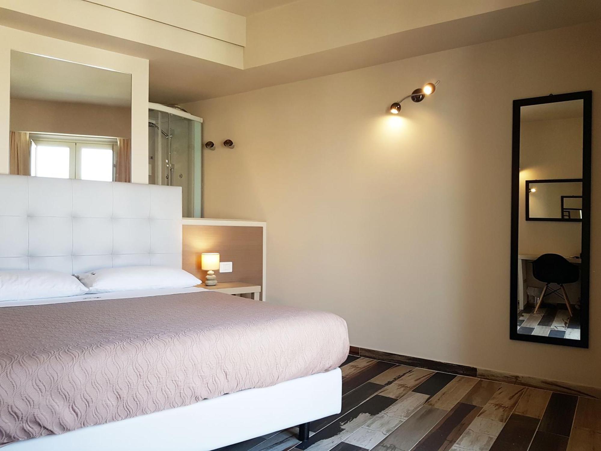 Don Ugo Luxury Rooms Tropea Ruang foto