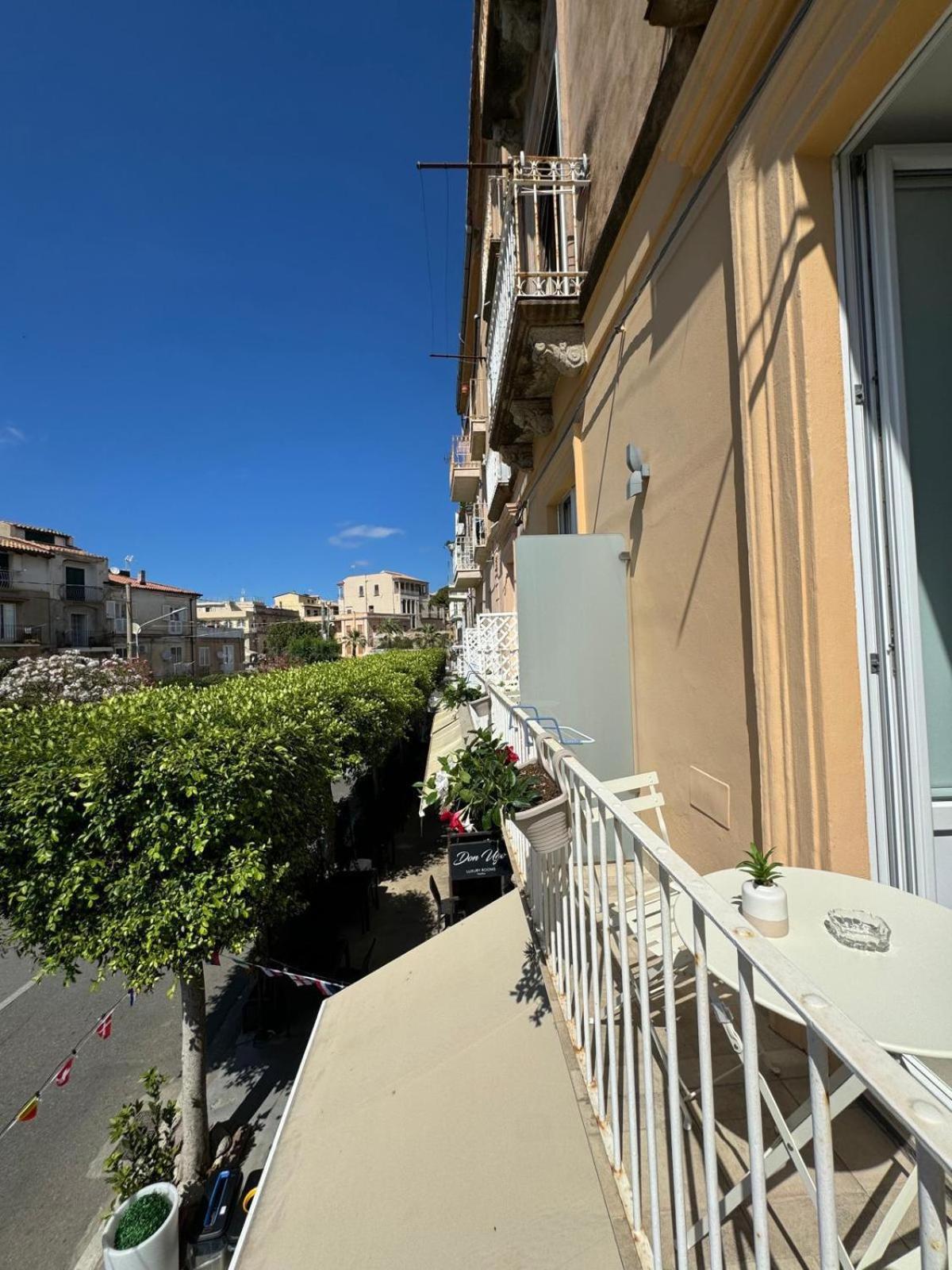 Don Ugo Luxury Rooms Tropea Bagian luar foto