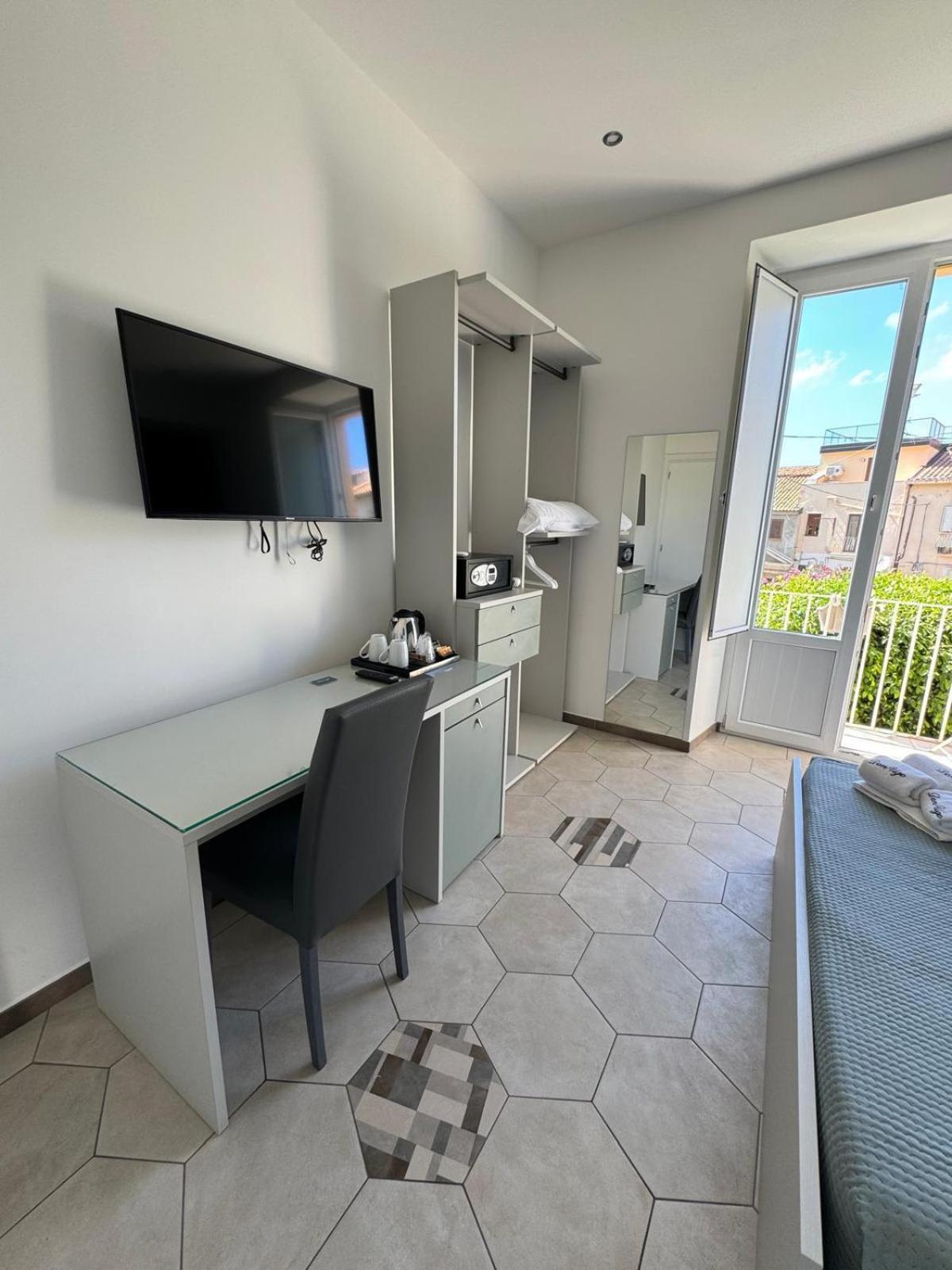 Don Ugo Luxury Rooms Tropea Bagian luar foto