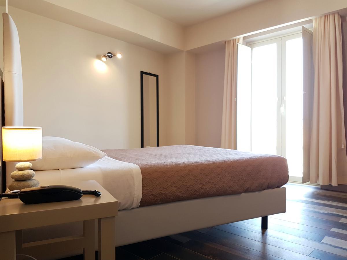 Don Ugo Luxury Rooms Tropea Bagian luar foto