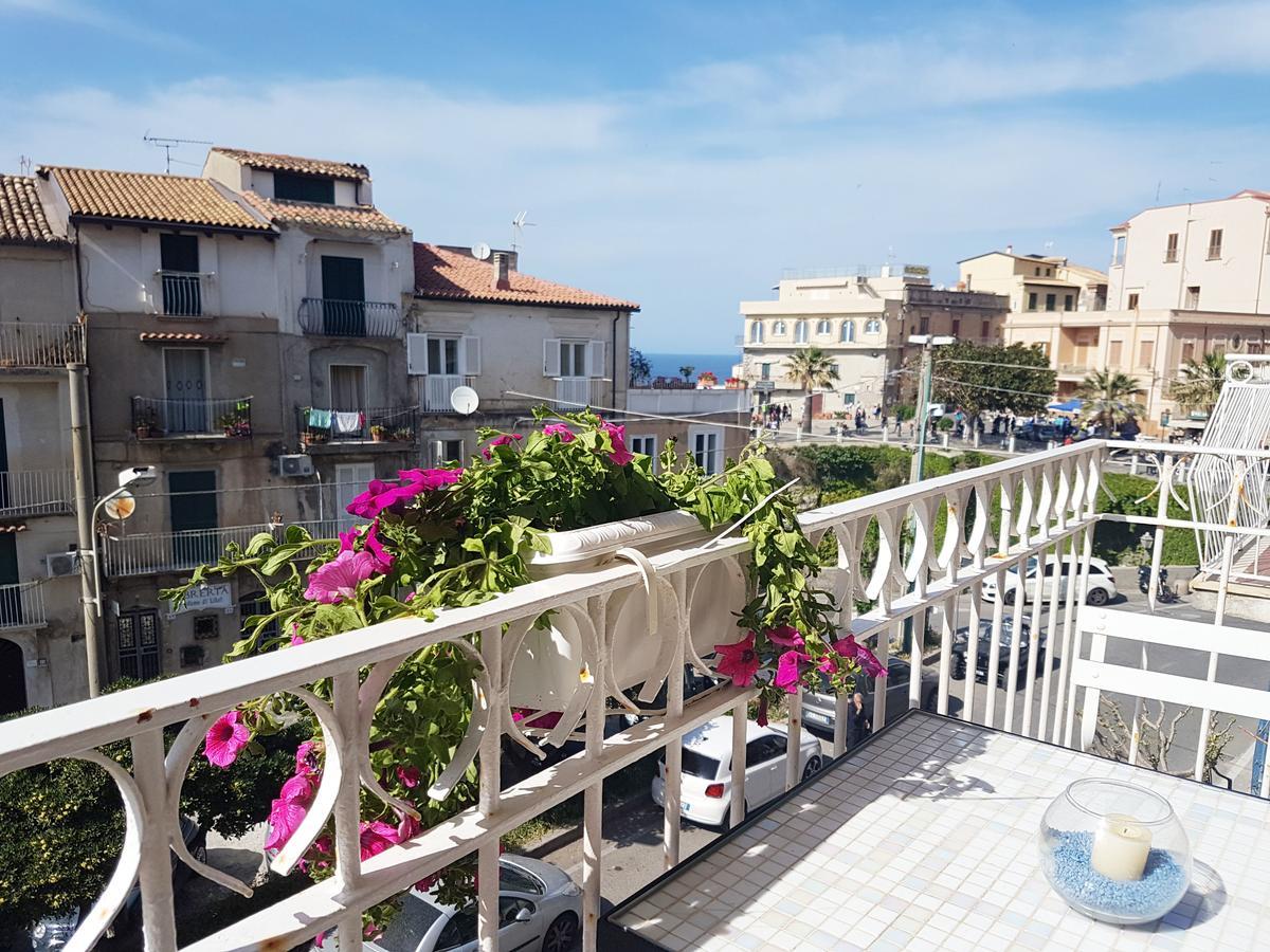 Don Ugo Luxury Rooms Tropea Bagian luar foto